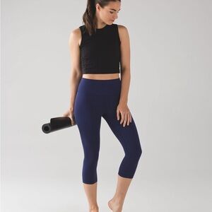 Lululemon align hero blue crop Capri workout athletic leggings size 4